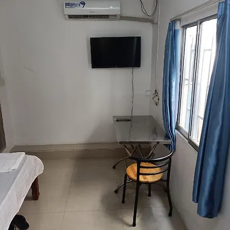 Good Luck Hostel Phnom Penh Exterior photo